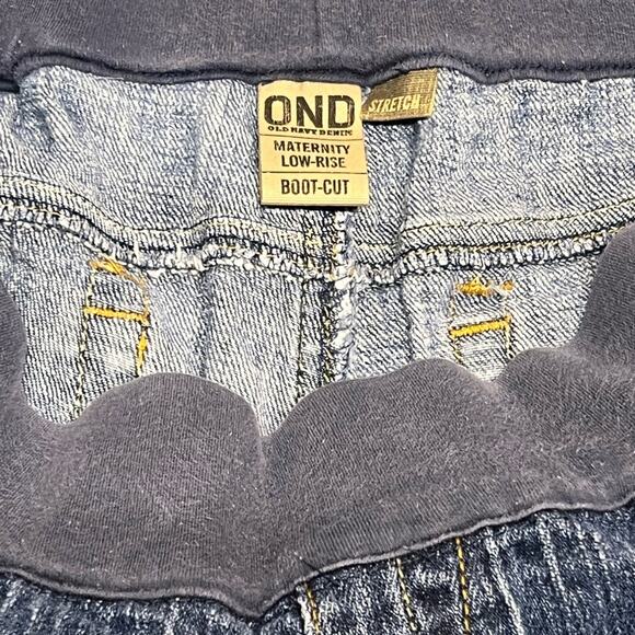 Old‎ navy Low rise bootcut maternity jeans - Picture 3 of 4
